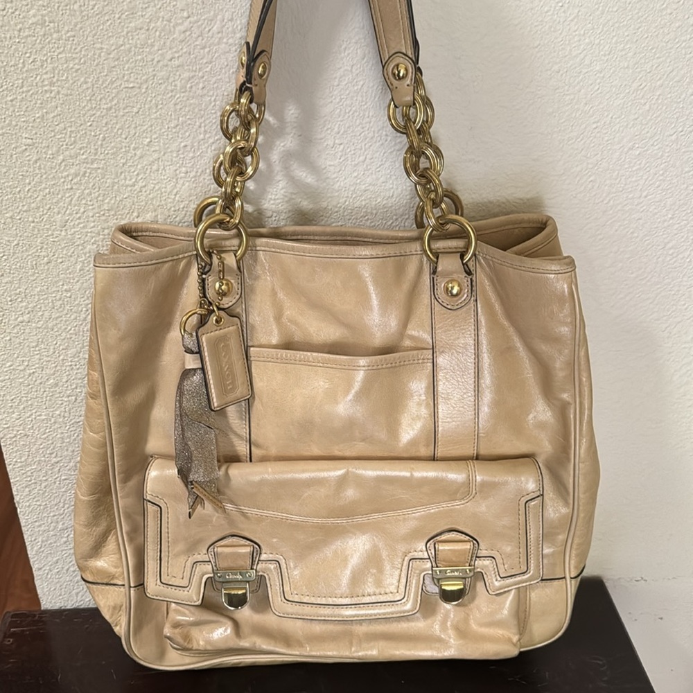 Coach Poppy Pushlock tote cream/yellow